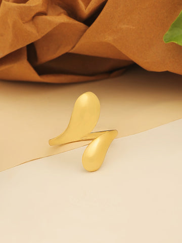 Gold plated Tear Drop Finger ring