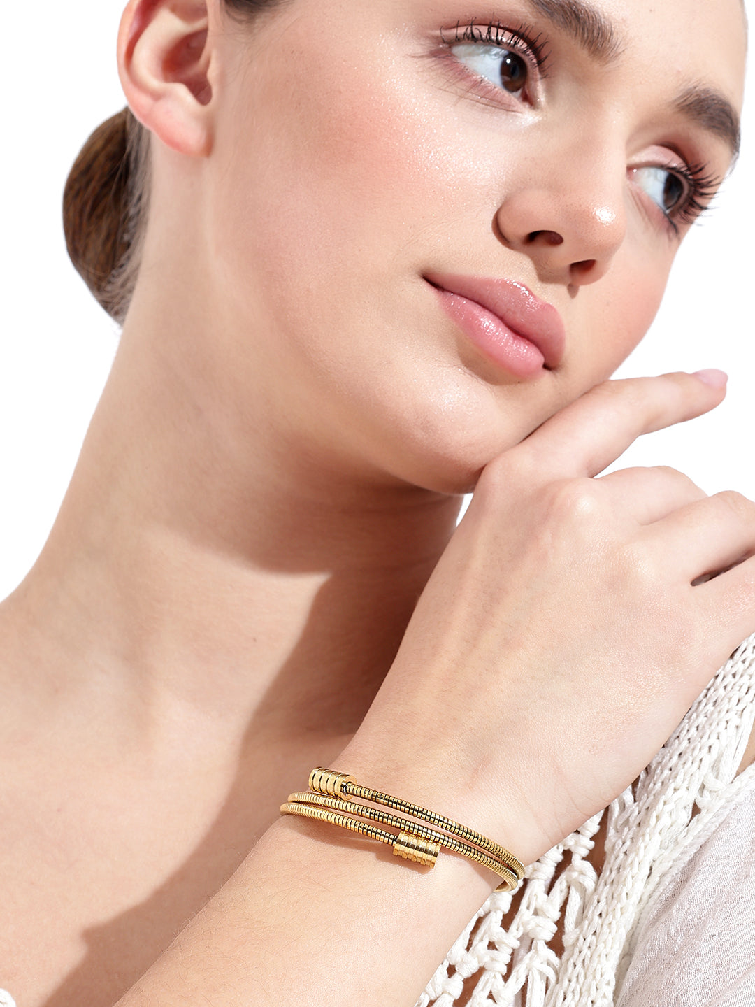 Round Curled Gold Plated Bracelet