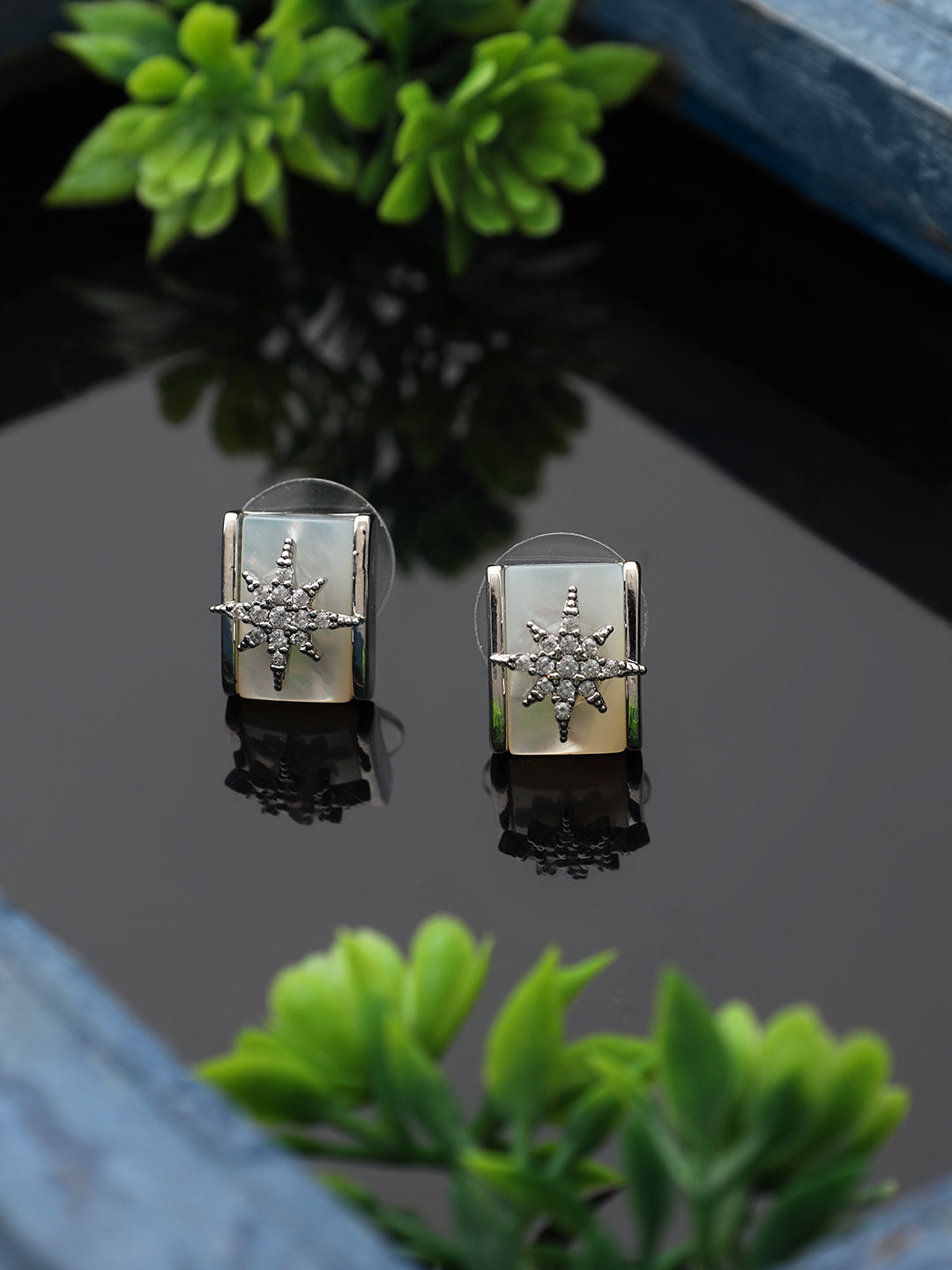 Rectangular Star Pattern Platinum Plated Earrings