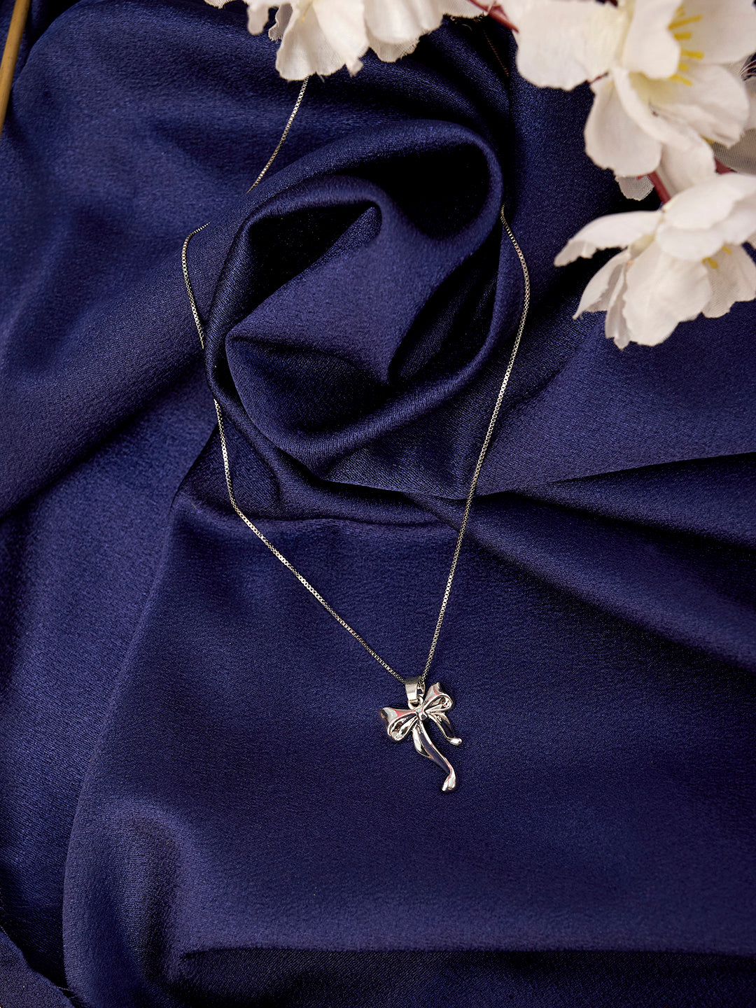 Silver Plated Anti-Tarnish Stainless Steel Bow Shaped Necklace