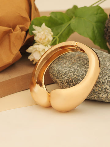 Golden Raindrop Bracelet