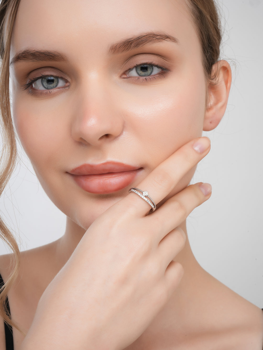 925 Sterling Silver American Diamond Rhodium Plate Adjustable Ring